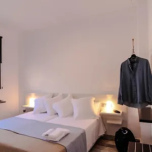 https://the-8-rooms-house.es-andalucia.com